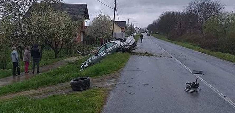 Vozio je 150 km/h?! Triput brže od dopuštenog, zabio se u stup pa ogradu i poginuo na mjestu