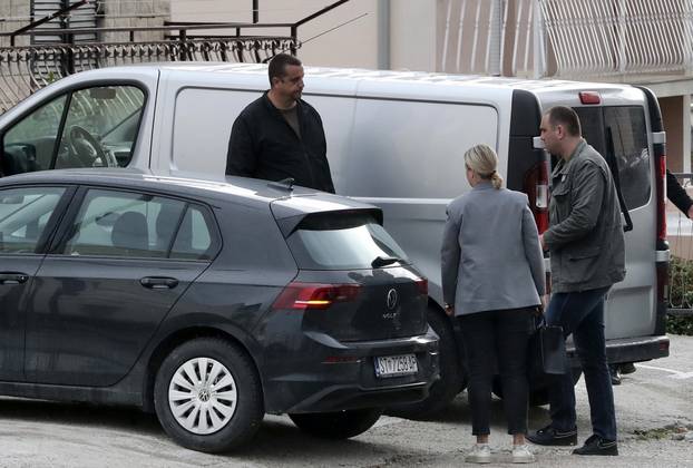 Split: USKOK priveo Ivana Lesandrića zbog bespravne gradnje kuće u Katunima