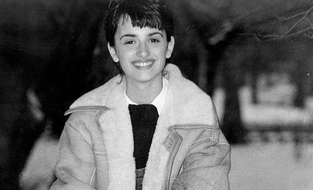 FOTO Evo kako se mijenjala Penelope Cruz: Sada je skratila svoju zavodljivu dugu kosu...