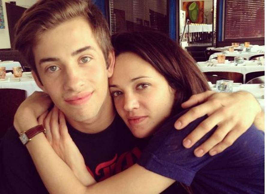 CNN iz Bourdainovog serijala izbacio glumicu Asiju Argento