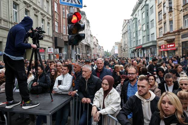 Sarajevo: Okupljanje građana u čast Halidu Bešliću