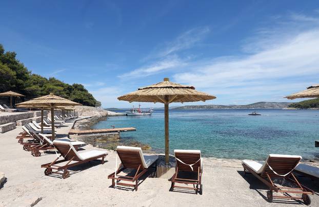 Obilazak nove turisti?ke atrakcije otoka Obonjana 