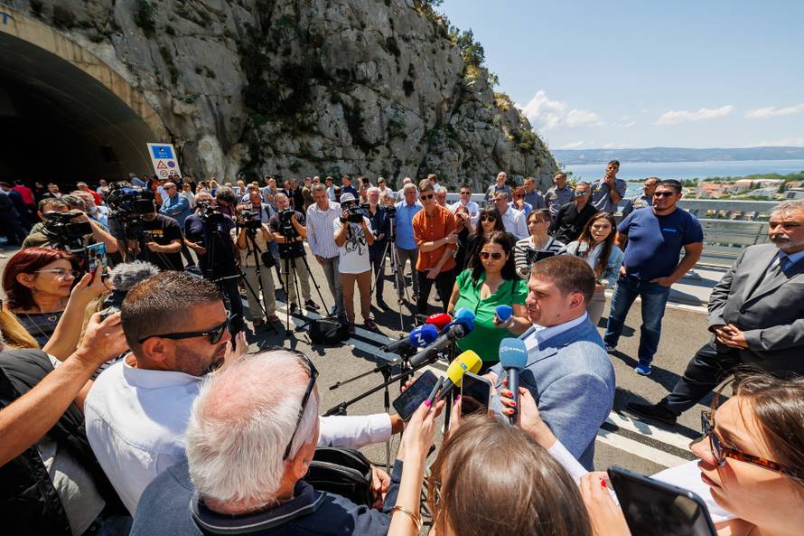 Omiš: Otvorenje mosta preko rijeke Cetina i dva tunela