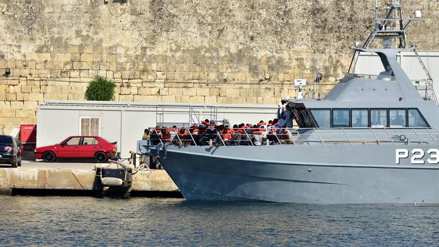 Pokušao preplivati La Manche? Belgijci našli tijelo migranta...