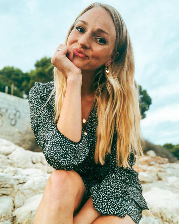 FOTO Napravila gaf uživo koji je obišao Europu. Atraktivna TV voditeljica ljubi Kovačeva šefa