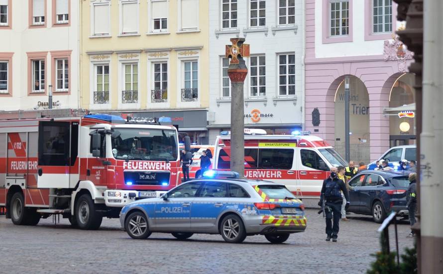 Car detects pedestrians in Trier