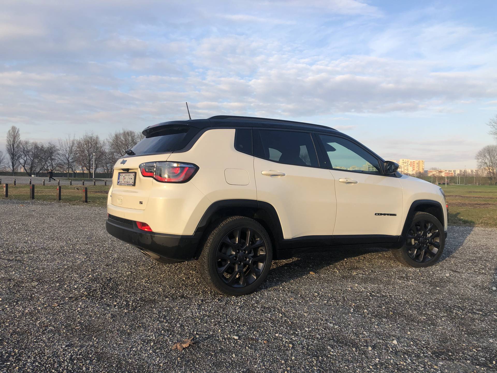 Testirali smo Compass: Prvi  je to Jeep koji može voziti na struju