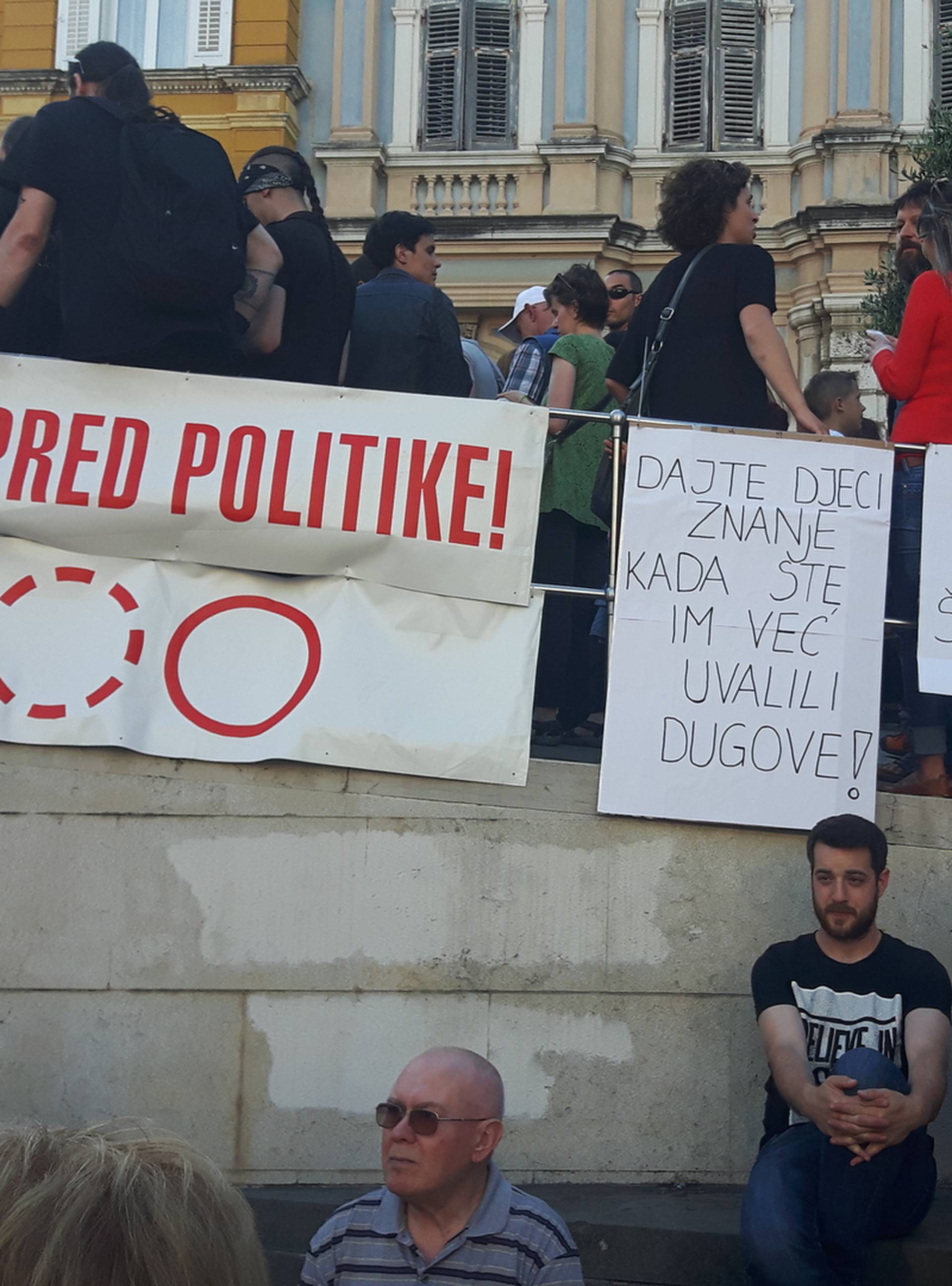 Piero na prosvjedu u Splitu: 'Morate najbolje, zbog nas'