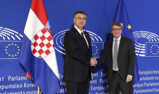 Plenković: Odlazak Sassolija je velik gubitak za EU i Italiju