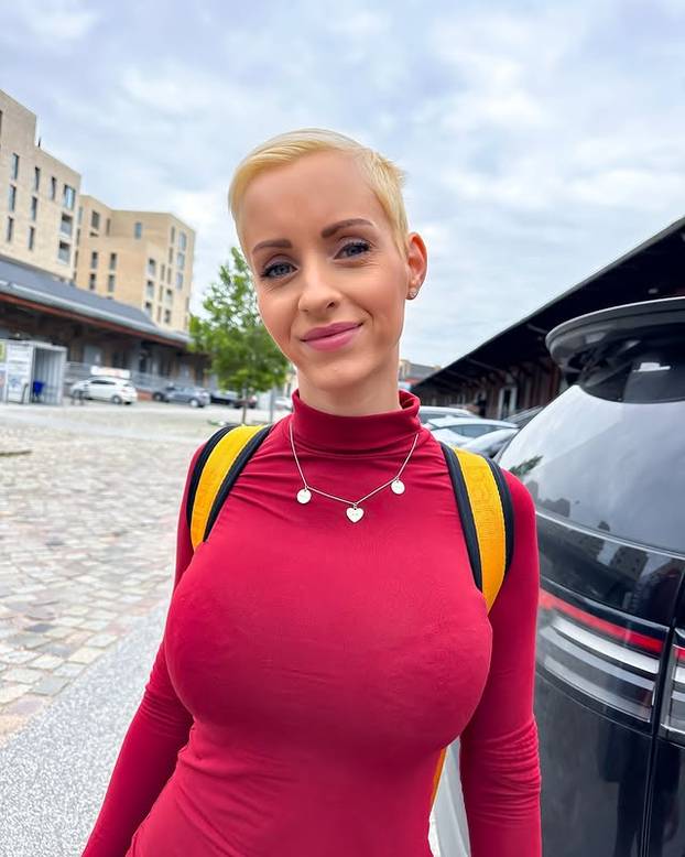 FOTO Nije joj jasno zašto joj blokiraju Instagram: 'Ne vidim ništa preseksi u svojim fotkama'