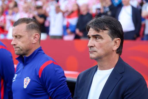 DOZNAJEMO Ovo je sastav za klju&ccaron;nu utakmicu Hrvatske na SP-u! Dali&cacute; je opet iznenadio