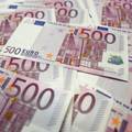 Zagrebačka policija kod mladića pronašla preko 100.000 lažnih novčanica eura i UV lampu