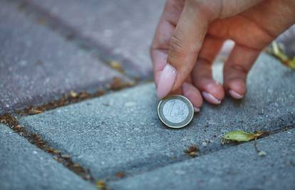 Pronašli ste kovanicu na cesti? To ima duhovno značenje, a poruku otkriva broj na njoj
