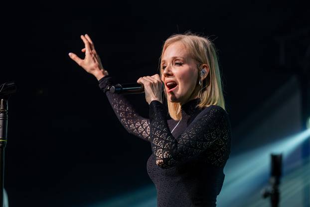 Žminj: Koncert Jelene Rozge za Valentinovo 