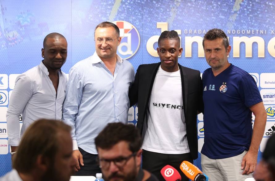 Zagreb: Predstavljen novi igraÄ GNK Dinamo, Francois Moubandje