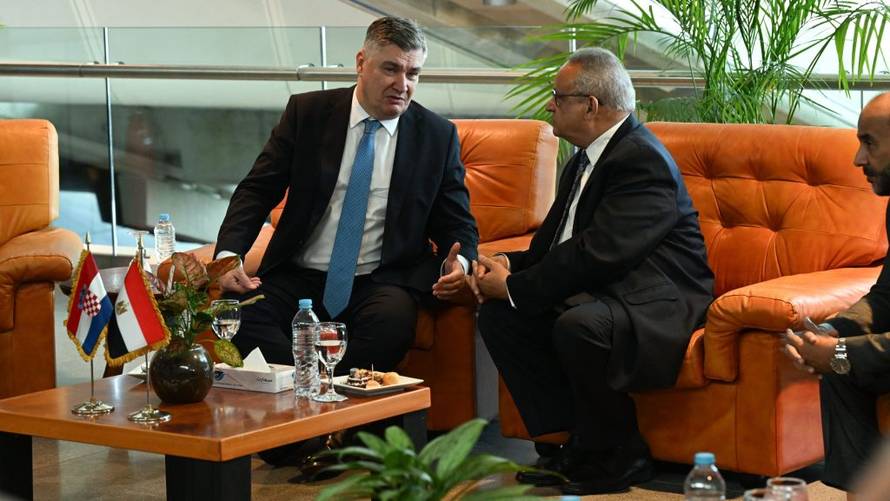 FOTO Zoran Milanović sa suprugom Sanjom u Egiptu: 'Naša suradnja nikad jača!'