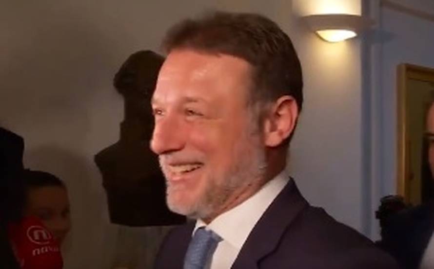 Jandroković na pitanje o Žalac odgovorio  pjesmom i smijehom