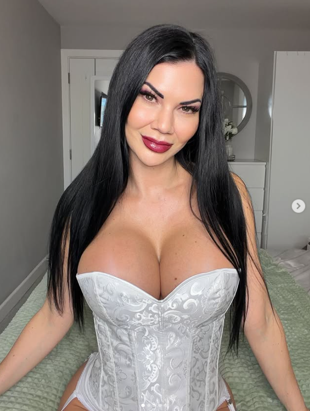 FOTO Dala otkaz u marketingu kad su joj vruće fotke 'procurile' u WhatsApp grupi. Evo što kaže