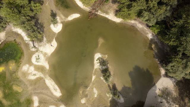 Fotografije iz zraka jezera Bundek
