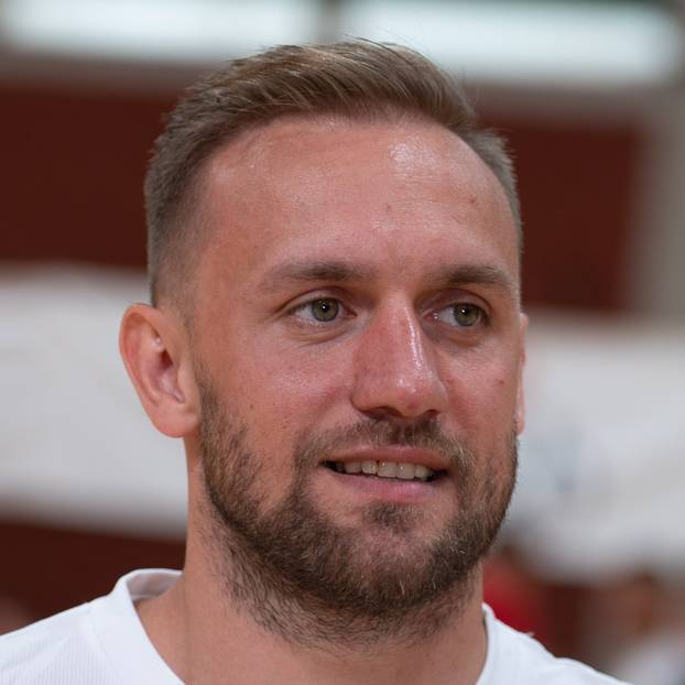 FOTO Kako bi poznati hrvatski sportaši izgledali bez brade? Livaja, Petković, Joško, Rudić...