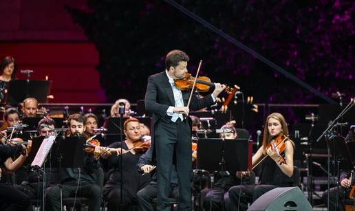 FOTO Na Tomislavcu se tražilo mjesto više: Julian Rachlin je očarao zagrebačku publiku