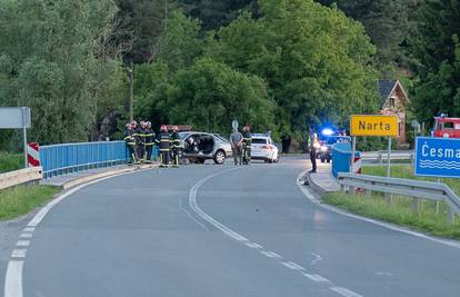 FOTO Nesreća kod Bjelovara: Autom se zabio u ogradu mosta, vozača su izvlačili vatrogasci