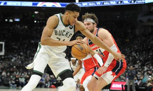 Antetokounmpo vodio Buckse do pobjede, imao triple-double