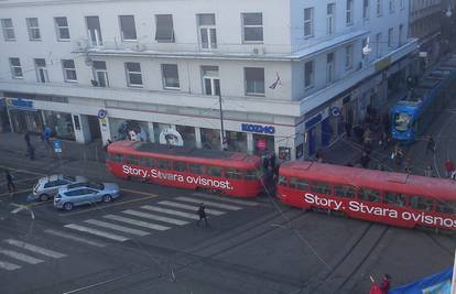 Pukla je žica, tramvaji su stali te su zakrčili središte Zagreba