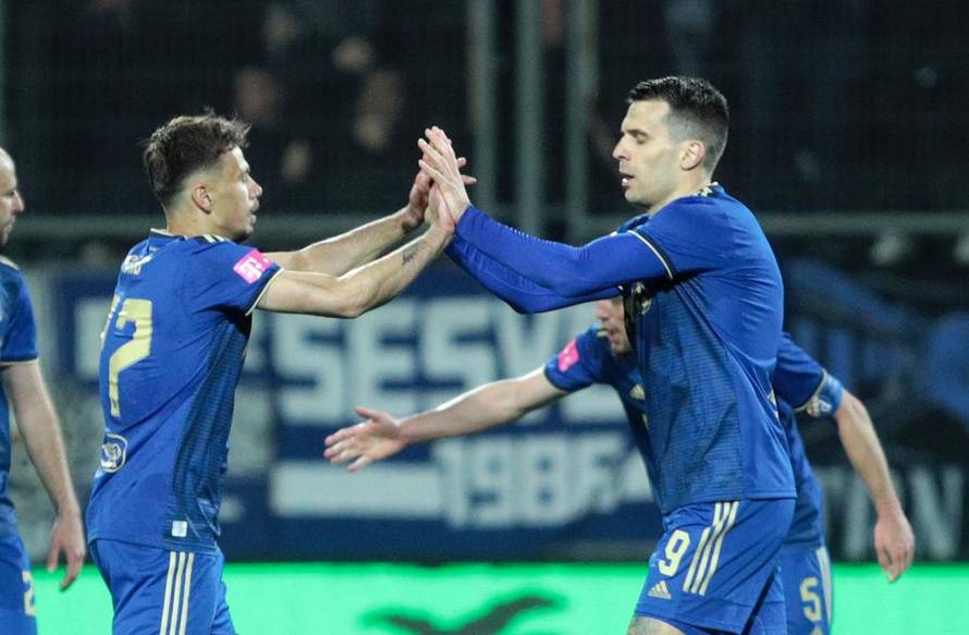 Dinamo preokretom u završnici slavio na Rujevici