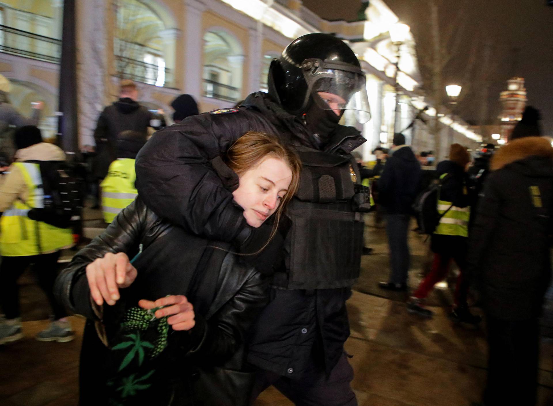 Anti-war protest against Russian invasion of Ukraine, in Saint Petersburg