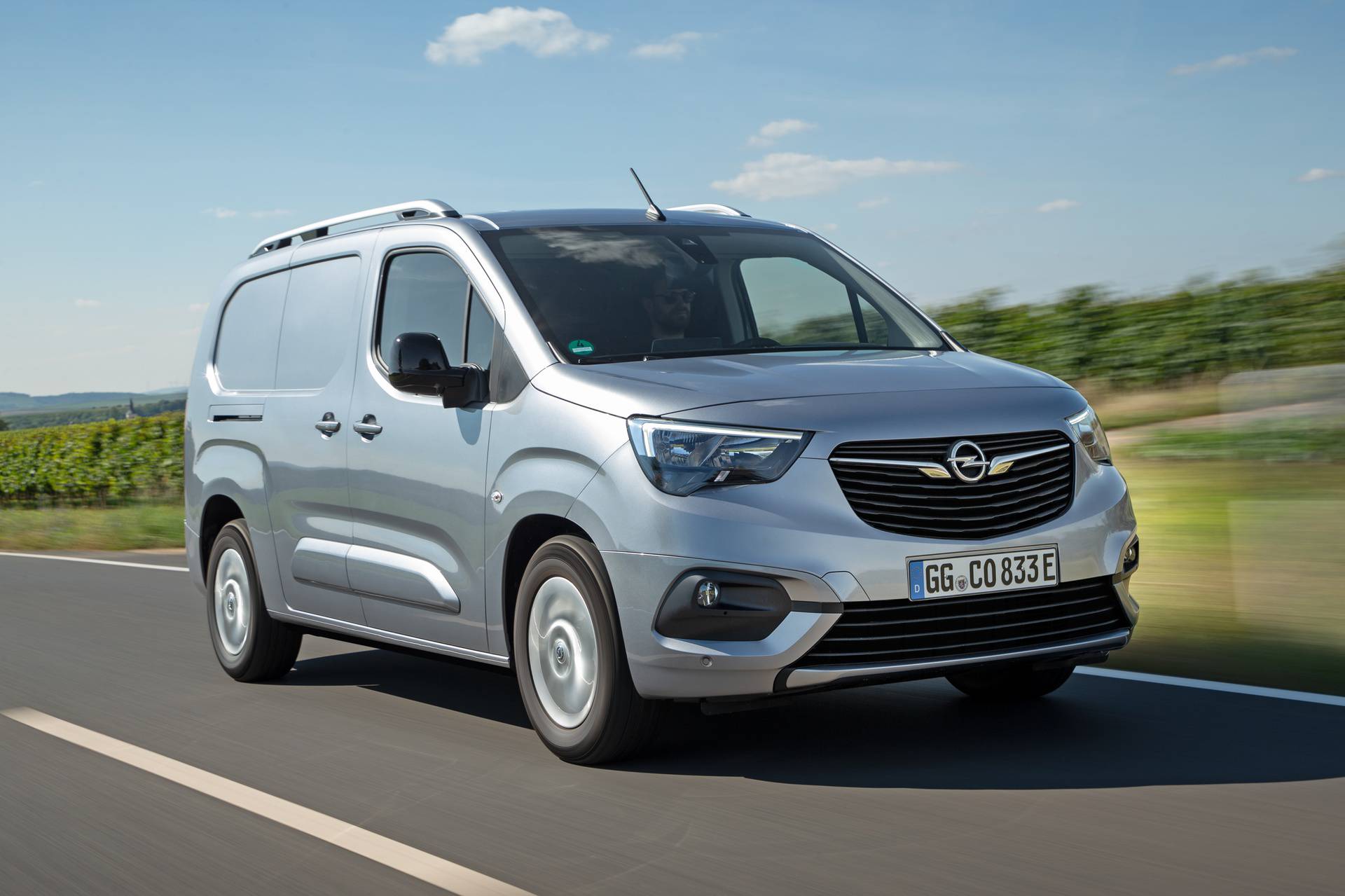 Opelova električna ofenziva se nastavlja, na redu su kombiji