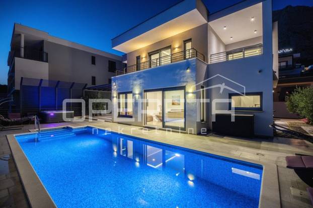 Koliko vrijedi luksuz? Cijena ove vile u Makarskoj sve govori