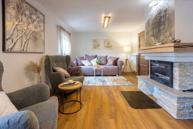 FOTO Kuću za odmor Mali Medo kod rodnog sela Nikole Tesle u Lici okružuje pravi prirodni raj