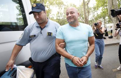 Akter u aferi Ina ima posebni zahtjev: 'Provozajte blokirane automobile da se ne pokvare'