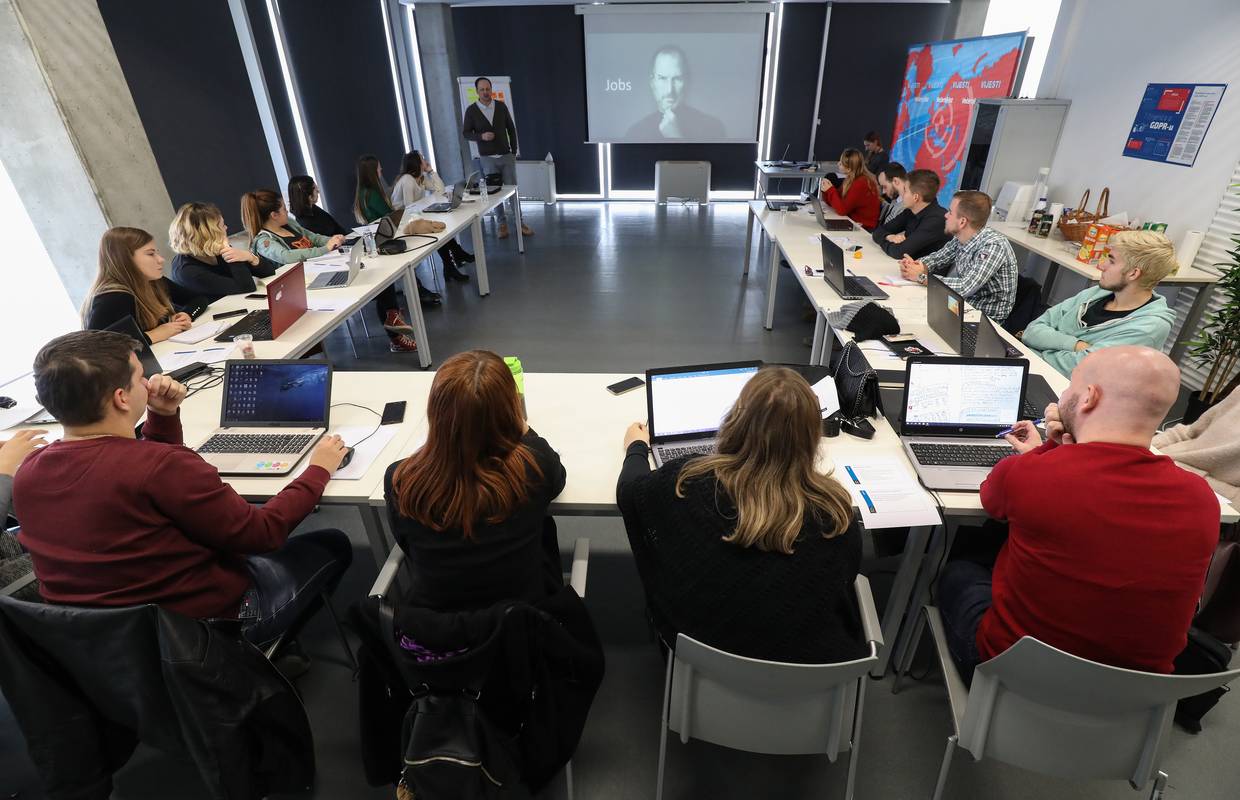 Prijavi se za 8. generaciju Styria: SCOOL akademije