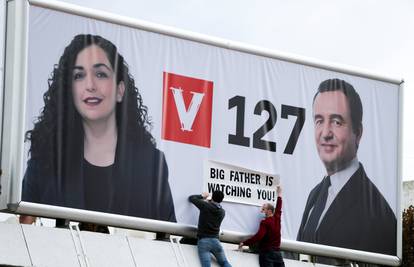 Prijevremeni izbori na Kosovu: Nova generacija političara želi vlast, bori se  protiv stare garde