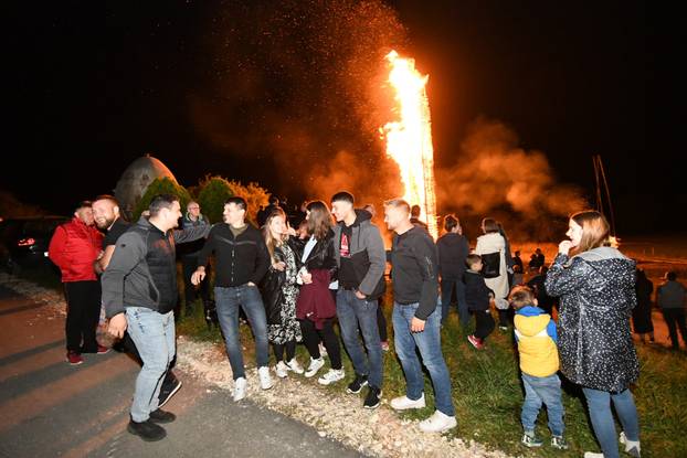 Popovec Kalnički: Paljenje najveće vuzmice u potkalničkim mjestima