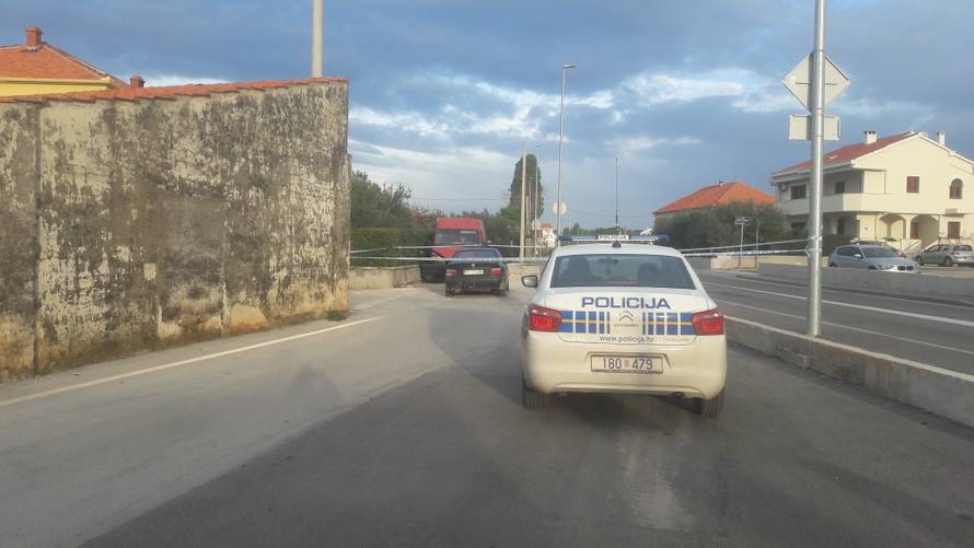 Potjera u Zadru: Htio pregaziti policajca pa mu pucali u gume