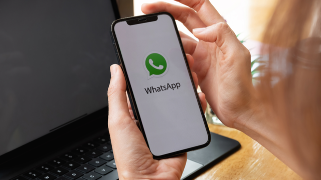 Građani se žale da im ne radi WhatsApp, reagirao i HAKOM