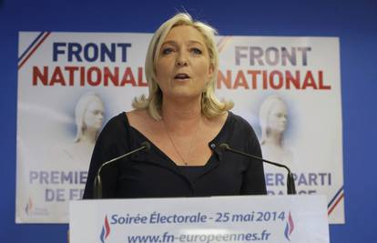 Le Pen je ostala bez vozačke, ali tvrdi da nije ona vozila