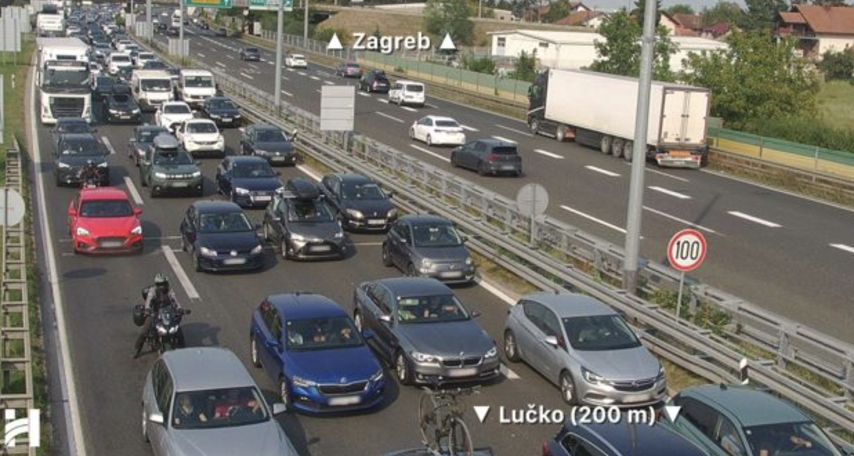 FOTO Kaos na prometnicama, opet gužve i zastoji: 'Sat i pol vozim od Buzina do Lučkog'