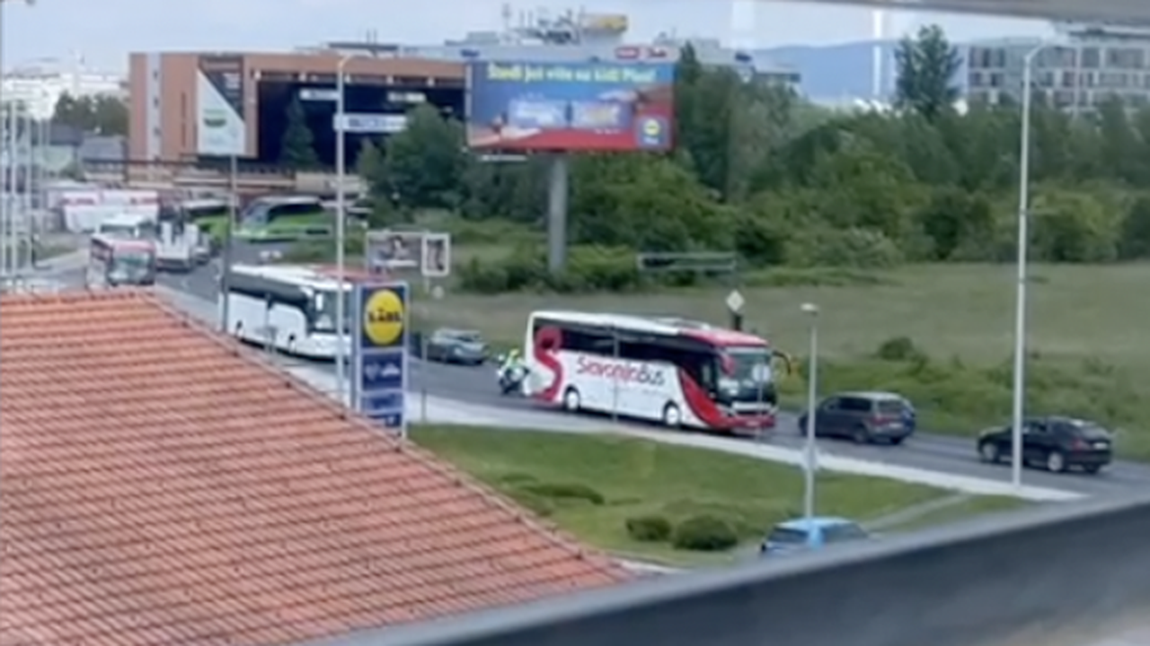 VIDEO 31. hodočašće Hrvatske vojske, policije i branitelja: Autobusima krenuli u Lourdes