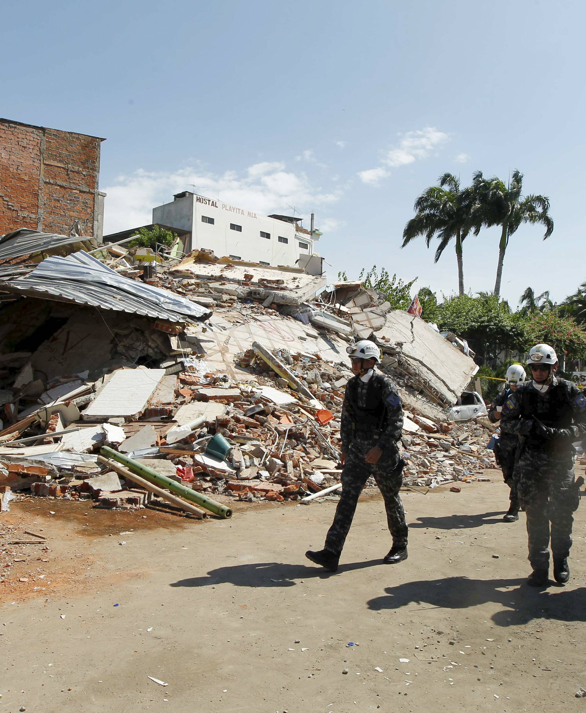A view of the damage and debris on the streets after an earthquake in Manta