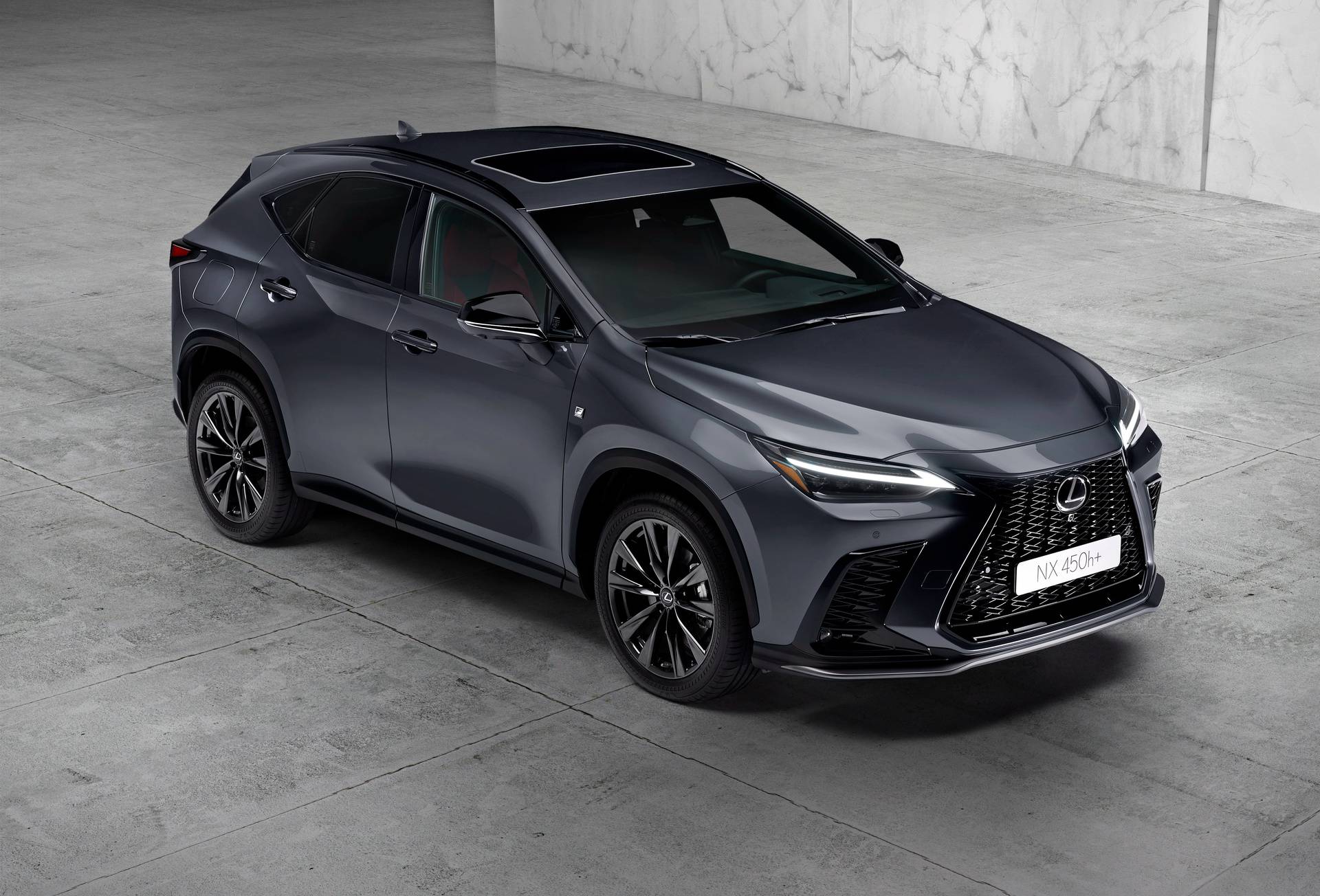 Predstavljen fascinantni Lexus NX druge generacije, donosi novi izgled i plug-in hibrid