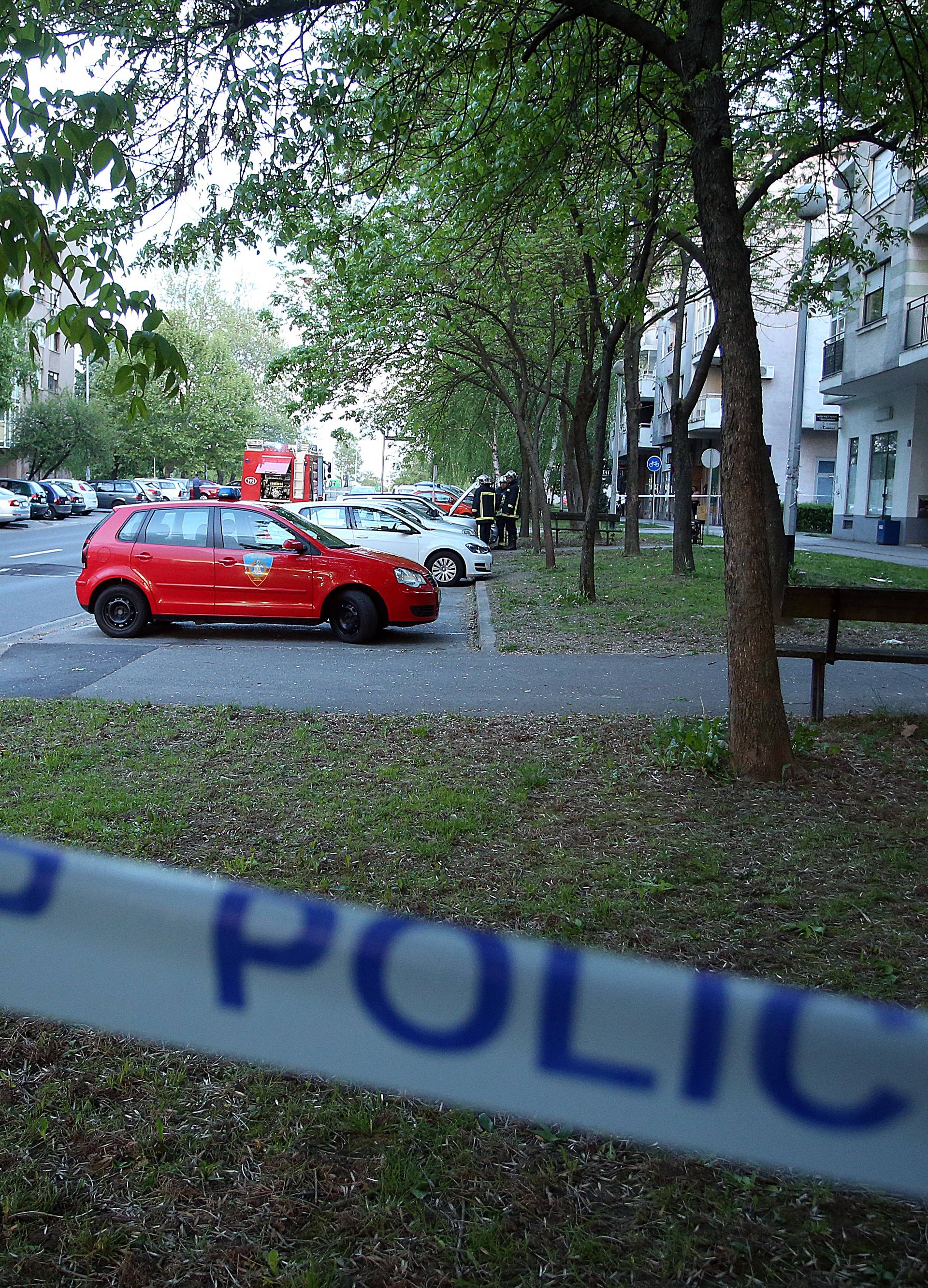 Iz parkiranog auta na Malešnici curio plin, blokirali cijelu ulicu