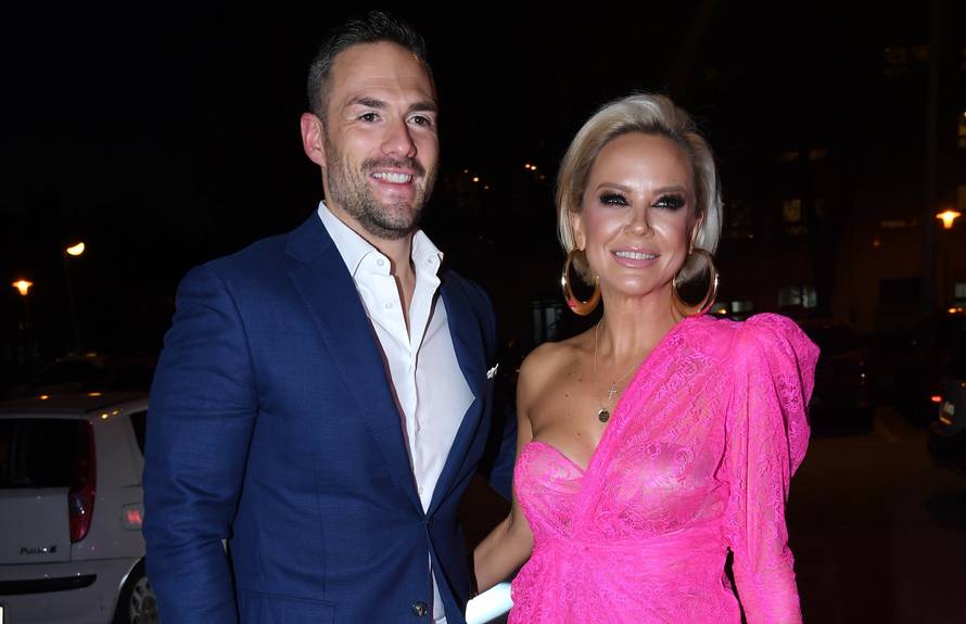 Šuput je sad dečku postala šefica, preprodaju i natikače