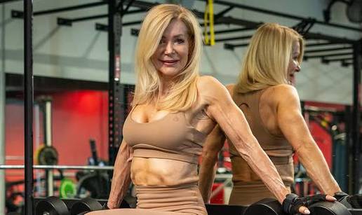FOTO Vidi joj se svaki mišić! Ova seksi baka (64) otkrila tajnu svoje savršene linije