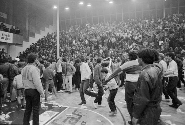 Druga utakmica finala play-offa Prvenstva Jugoslavije 1986. godine, KK Cibona - KK Zadar