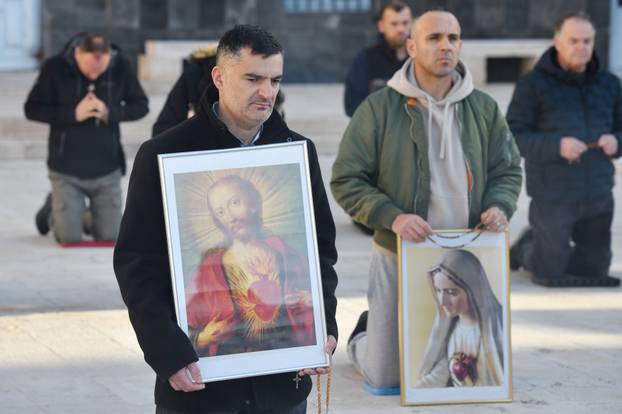 Šibenik: Muška molitva krunice svake prve subote u mjesecu