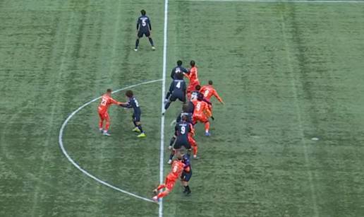 VIDEO Wengerova revolucija ve&cacute; je u praksi! Pogledajte kako izgleda novo pravilo zale&dstrok;a